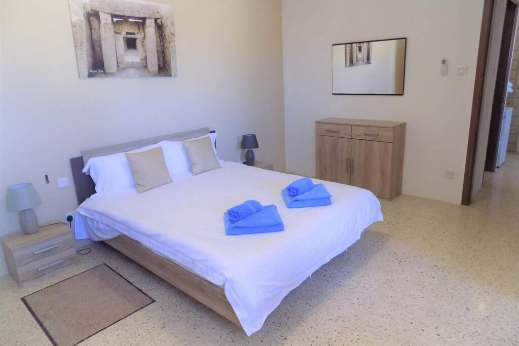 Sunshine Holiday Apartment 5 With Spectacular Seaviews 세인트폴스베이 외부 사진